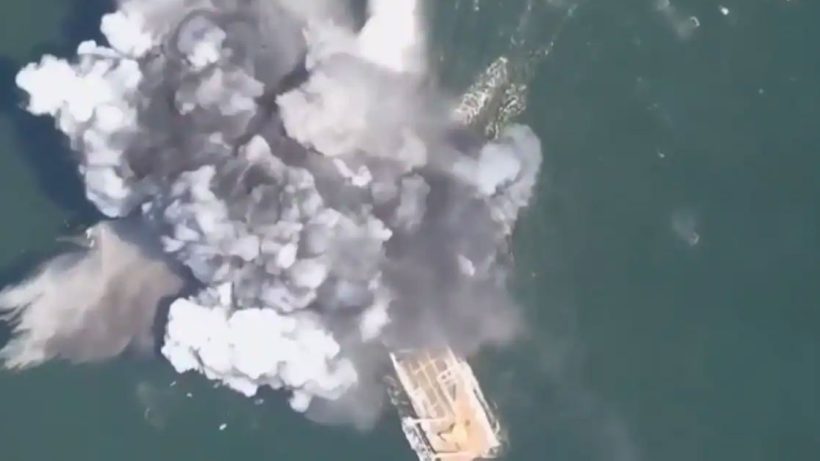 Russia destroys Ukrainian warship