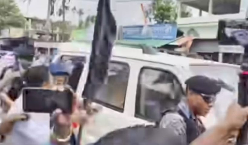 ভিডিও দেখিয়ে শুভেন্দুর দাবি মসজিদের সামনে হামলা হয়েছে