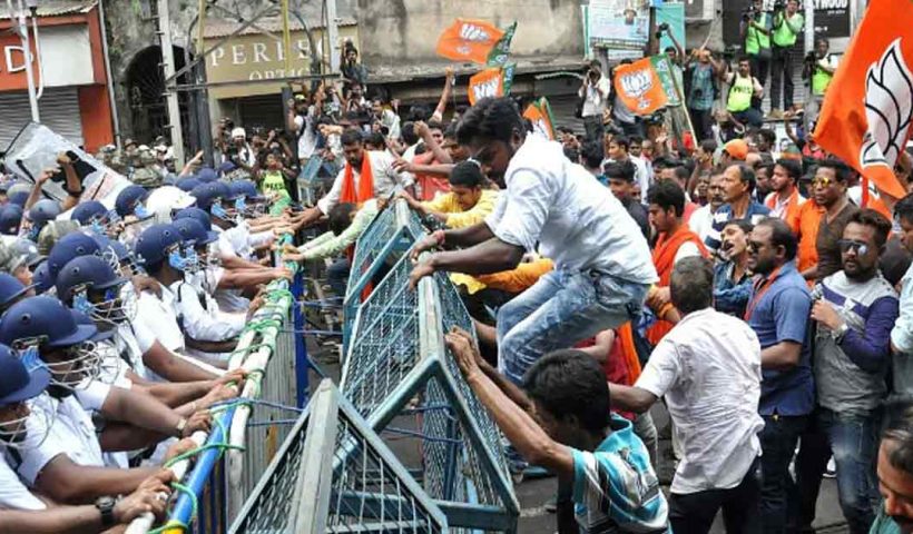 Lathicharge in nabanna obhijan