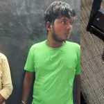 Latest News অস্ত্রসহ ধরা পড়ল ২ সন্দেহভাজন দুষ্কৃতি