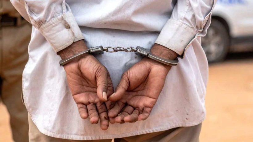 Robbery arrest accused
