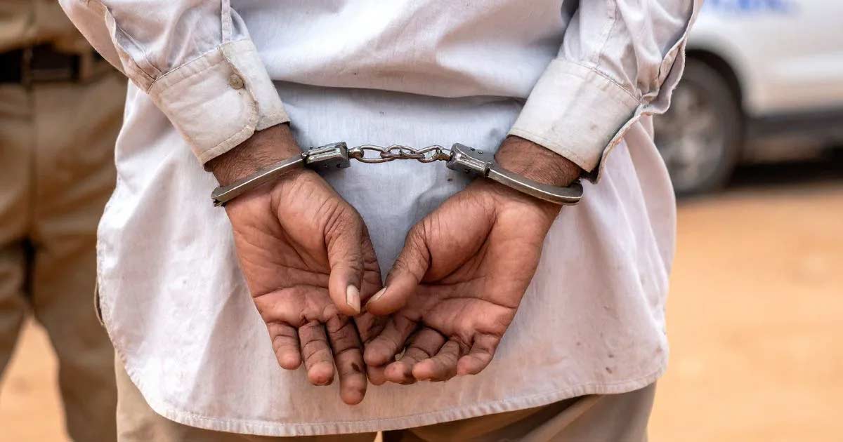 Robbery arrest accused