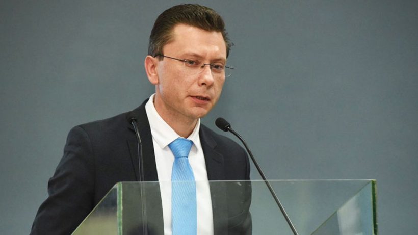 Russia backs India