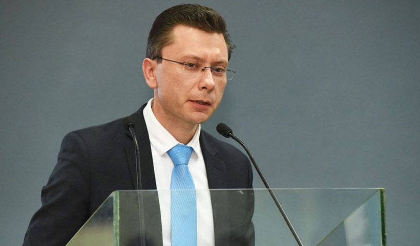 Russia backs India