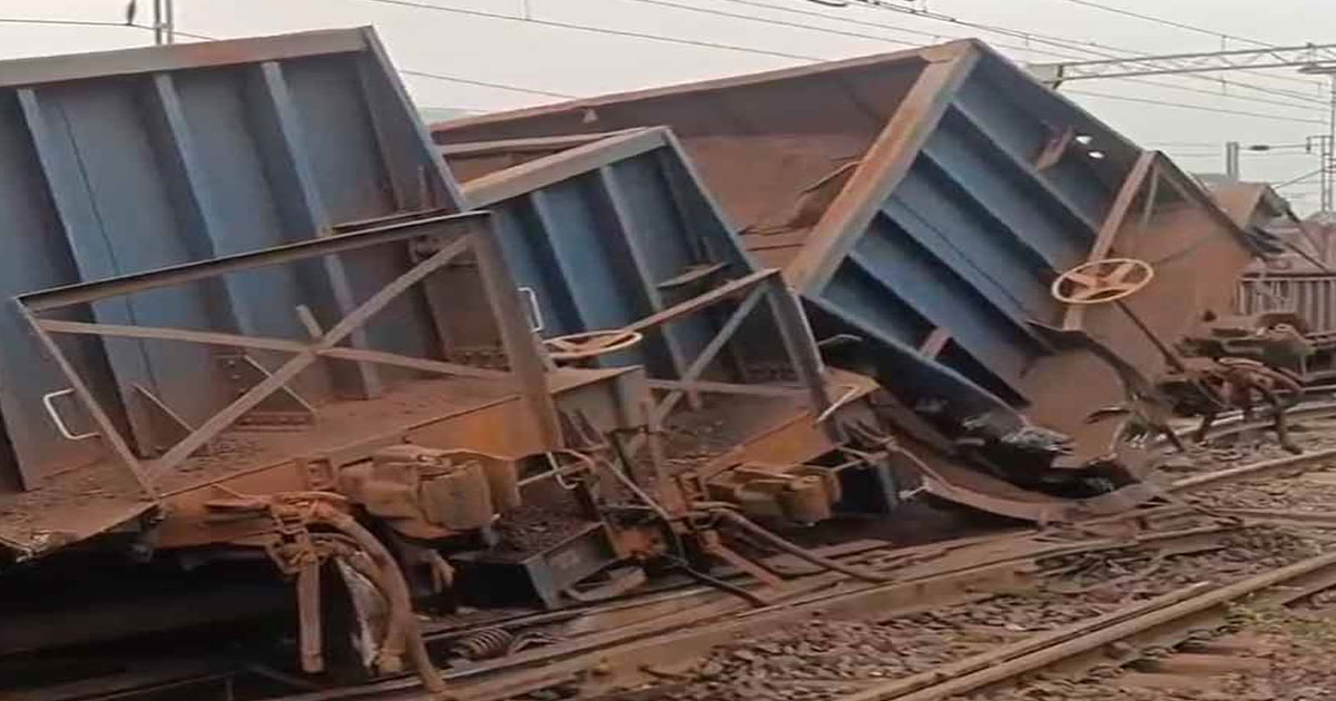 Jharkhand goods train collision