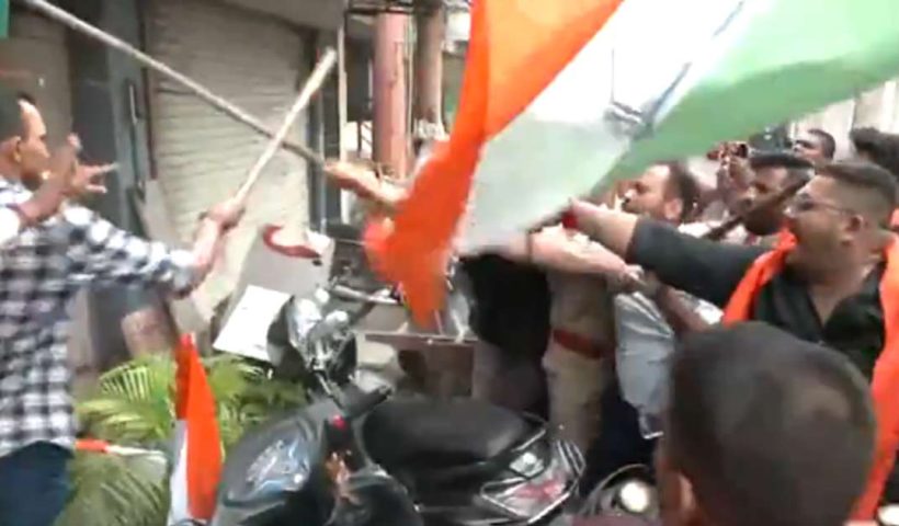 BJP-Congress clash in Gujrat