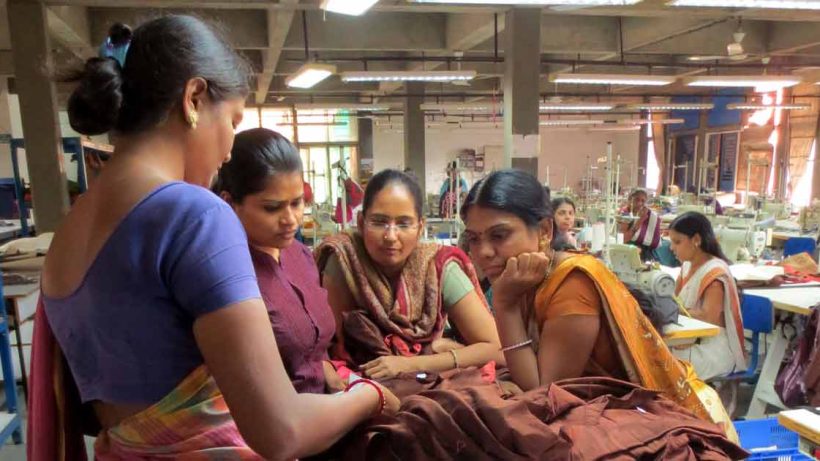 কারখানায় নাইট শিফ্টের ছাড়পত্র পেলেন ঝাড়খন্ড প্রমীলারা 2 Jharkhand women