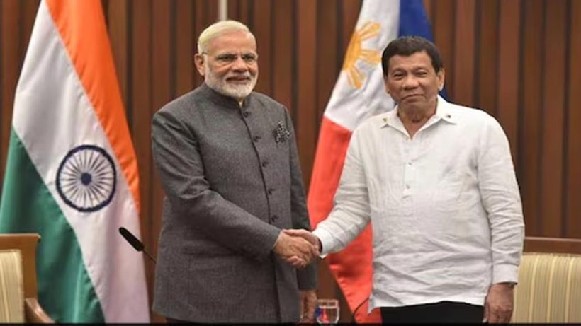 Modi announces free visa