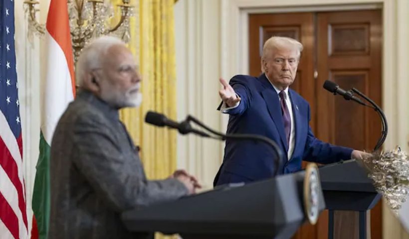 ভারতের উপর ৫০% শুল্ক চাপিয়ে এবার ‘সেকেন্ডারি স্যাংশন’-এর হুঁশিয়ারি ট্রাম্পের