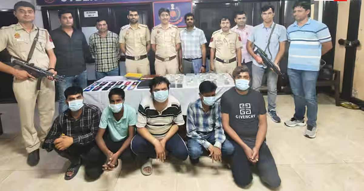 Fake Call Center busted in delhi
