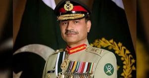 Pak army chief awards himself medal