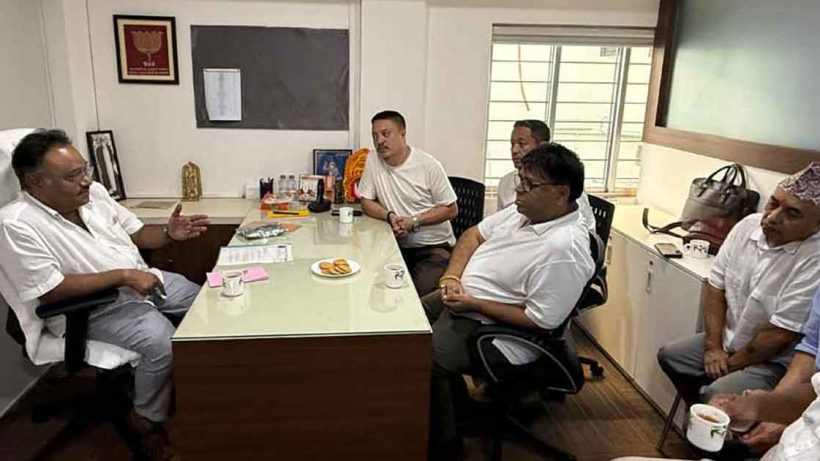 কেন বিজেপির পুরনো অফিসেই কর্মী দরবার? রাজ্য সভাপতির সিদ্ধান্তে তীব্র জল্পনা 2 "Why Bengal BJP Chief Chose the Party's Old Office for His First 'Karmi Durbar'"