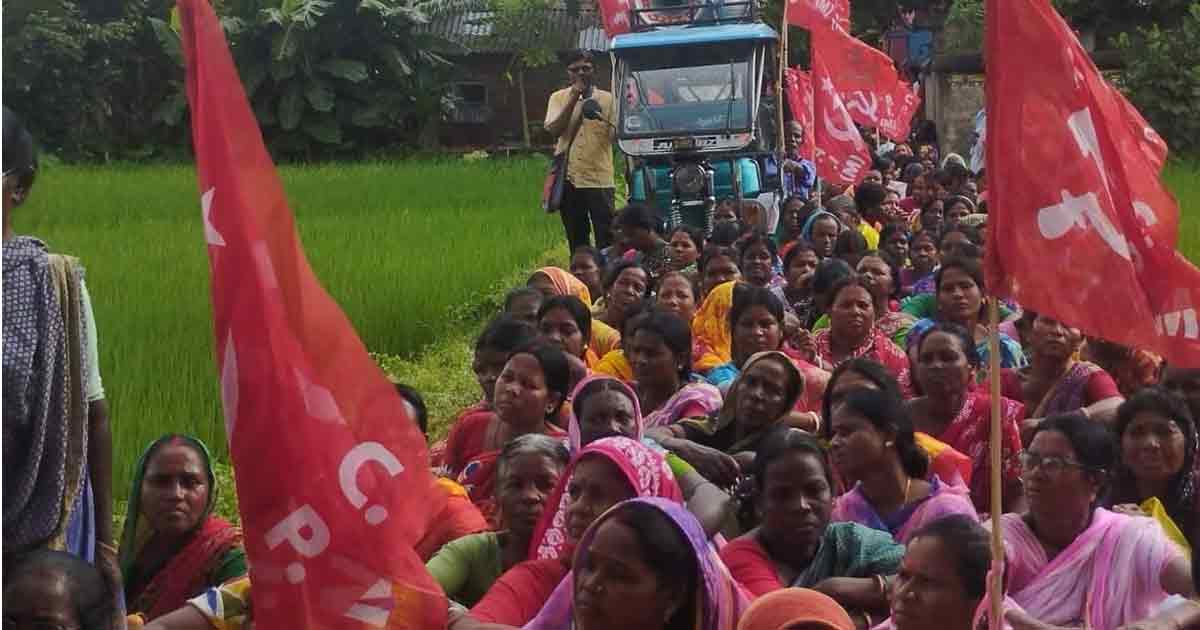 CPIM Stages Protest at TMC-Run Panchayat in Purba Bardhaman, Demands Resumption of 100-Day Work Scheme