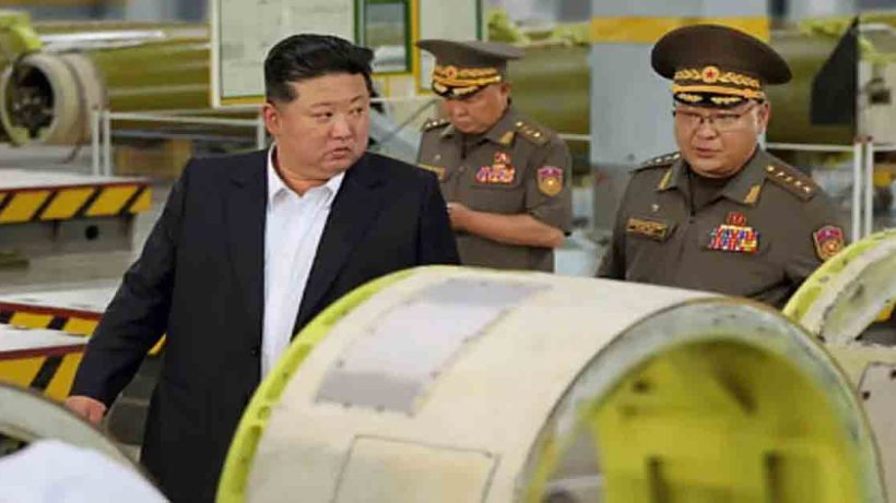 টেনশন বাড়বে আমেরিকা-দক্ষিণ কোরিয়ার! চিন সফরের আগেই কেলেঙ্কারি করে বসলেন কিম জং উন 2 টেনশন বাড়বে আমেরিকা-দক্ষিণ কোরিয়ার! চিন সফরের আগেই কেলেঙ্কারি করে বসলেন কিম জং উন