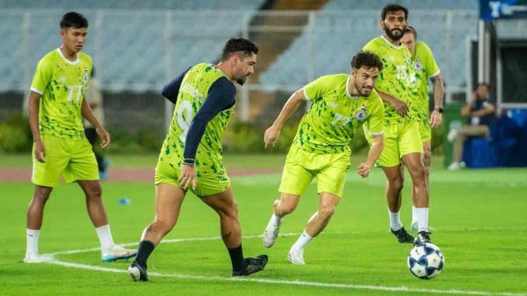 চার বিদেশির ভিসা নিয়ে সমস্যা ইস্যুতে এএফসিকে চিঠি মোহনবাগানের