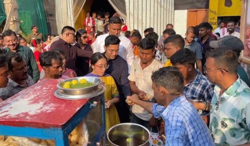 After Puja Darshan, Abhishek Banerjee Indulges in Kolkata’s Favorite Street Snack