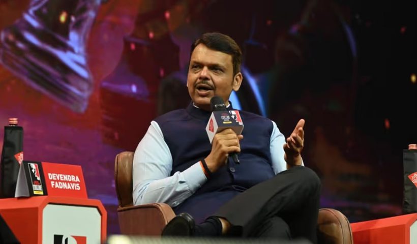 Fadnavis slams Rahul Gandhi 