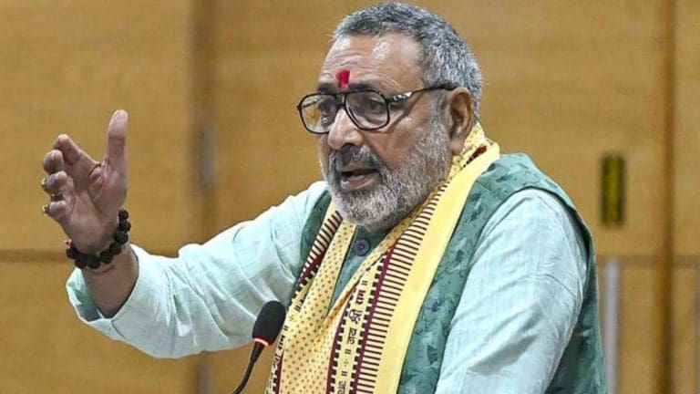 “আমি মহত্মা গান্ধী, মাউন্ট ব্যাটেনকে নিয়ে AI ভিডিও বানাই?” গিরিরাজ সিং-এর পাল্টা তোপ