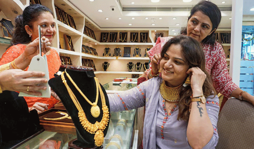 Gold Price Declines in Kolkata, Silver Also Drops on 22 September 2025 — See Updated Rates