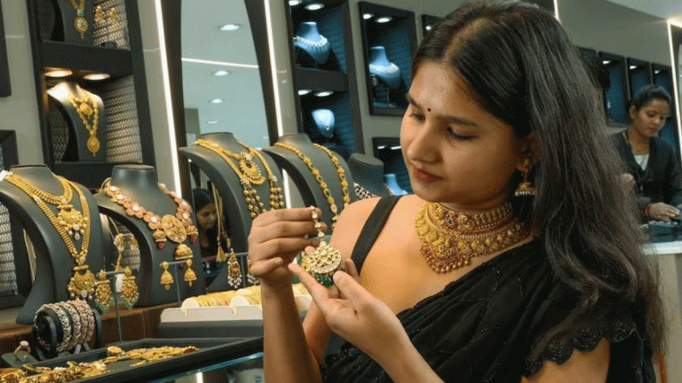 Gold Price Today in Kolkata: Fresh Rates for West Bengal Buyers