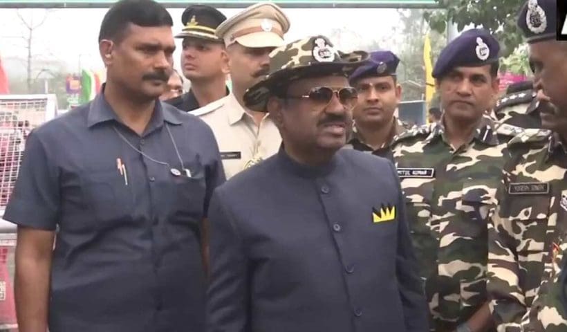 Nepal Tensions governor at border