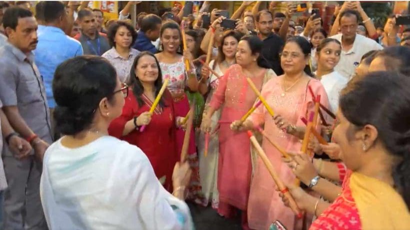 Durga Puja mamata