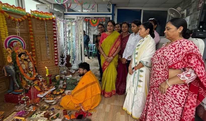 Mamata Banerjee Vishwakarma Puja