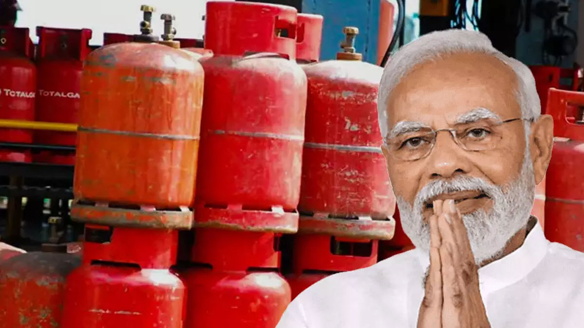 Modi Govt Announces 25 Lakh Free LPG Connections; Here’s How to Apply Under PM Ujjwala Yojana