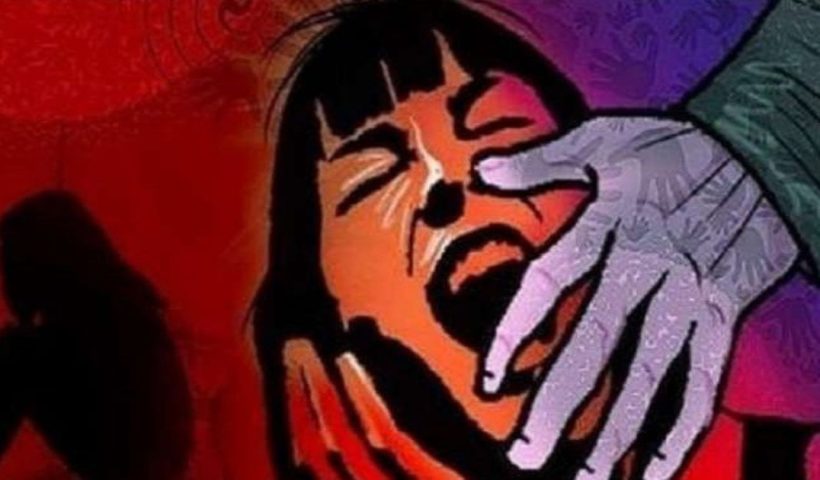 'গানপয়েন্টে' মহিলাকে অপহরণ করে গণধর্ষণ! গ্রেফতার ২