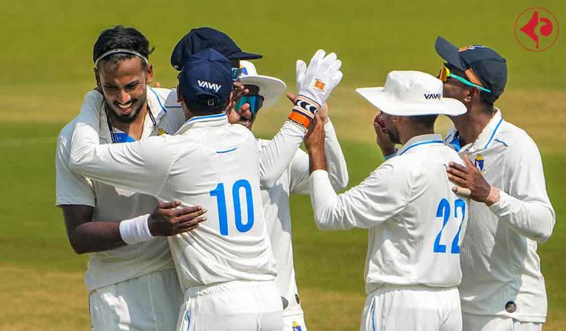 Abhimanyu Easwaran lead Bengal vs Gujarat Ranji Trophy 2025