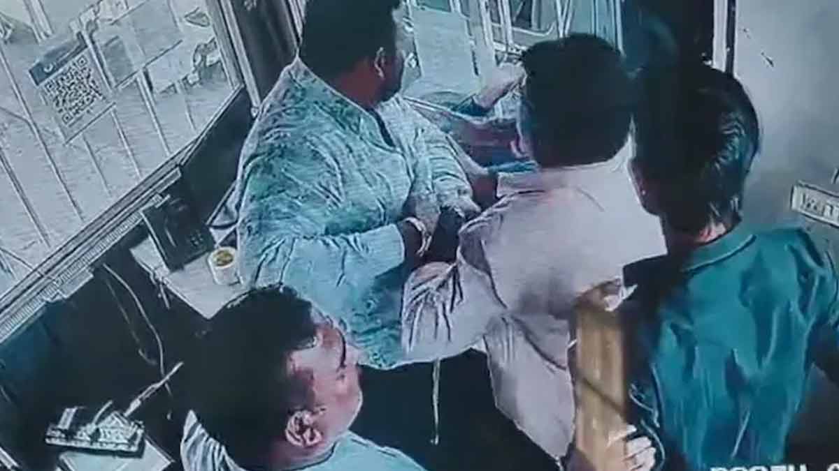 bjp-leader-son-assaults-toll-booth-worker-karnataka-vip-culture
