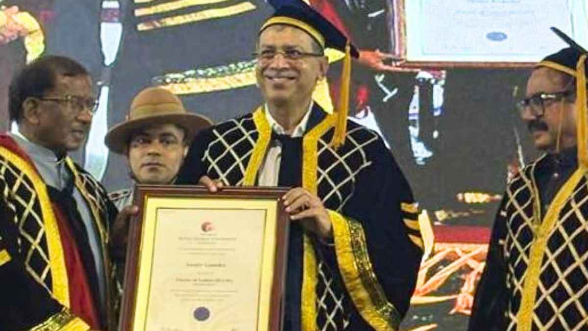 Dr. Sanjiv Goenka has been conferred the Doctor of Letters (D.Litt.) by Assam Royal Global University for his contribution to industry, education, and society.