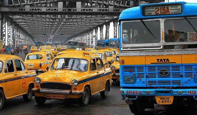 Sudden Traffic Halt on Howrah Bridge Sparks Massive Congestion Across City