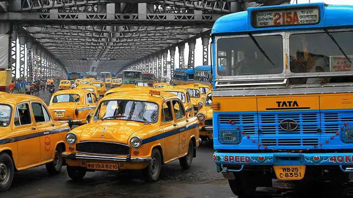 Sudden Traffic Halt on Howrah Bridge Sparks Massive Congestion Across City