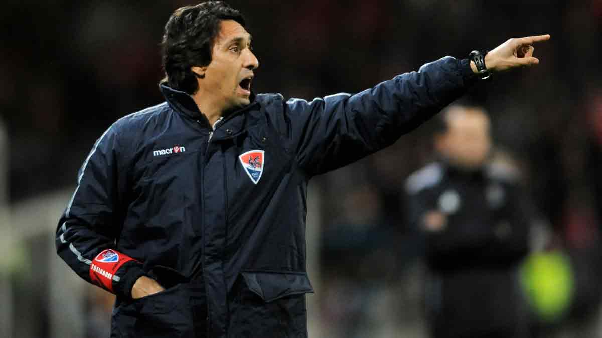 Once sacked by NorthEast United FC after just 7 matches in 2017-18, Joao de Deus has rebuilt his career as a key part of Jorge Jesus’ coaching staff, now at Al-Nassr FC alongside Cristiano Ronaldo.