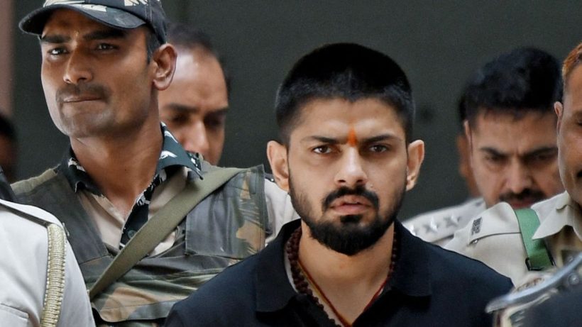 গুলিতে ঝাঁঝরা ভারতীয় ব্যবসায়ী! দায় স্বীকার বিশ্নোই গ্যাং-এর 2 গুলিতে ঝাঁঝরা ভারতীয় ব্যবসায়ী! দায় স্বীকার বিশ্নোই গ্যাং-এর