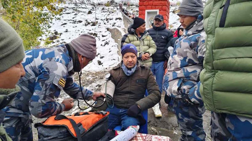 Nepal Rescues 1500+ Tourists from Manang Snowfall