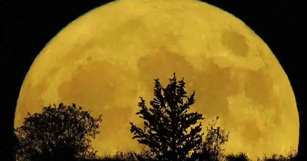 Supermoon