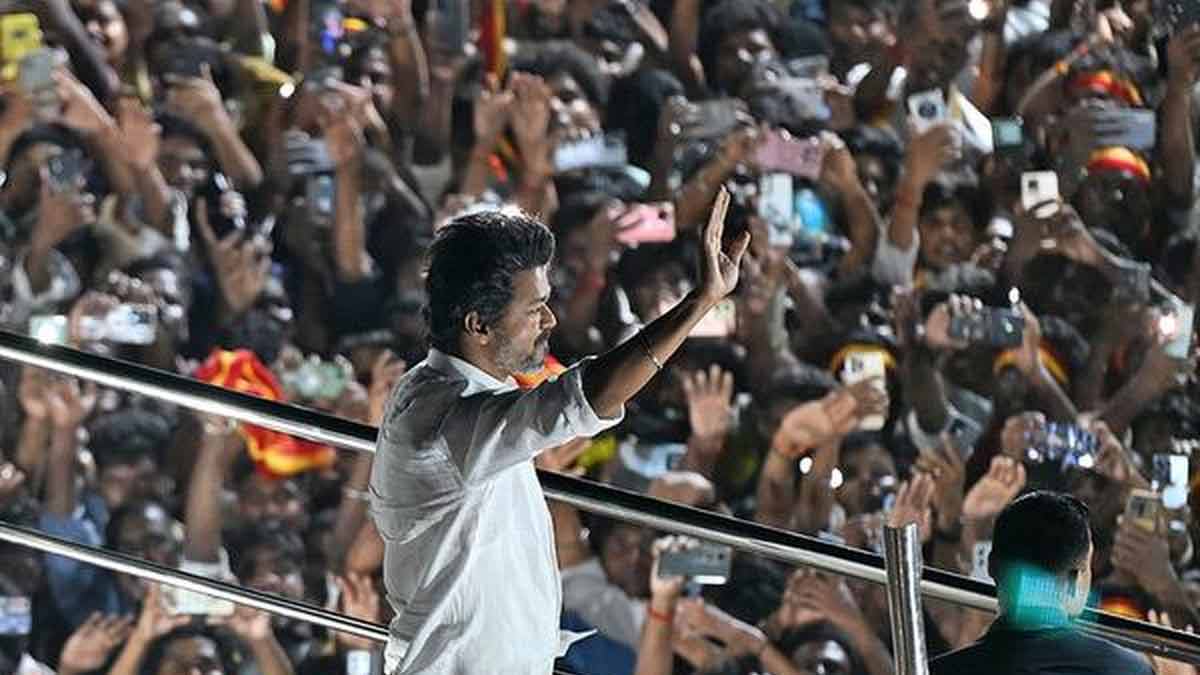 কারুর পদপিষ্ট দুর্ঘটনায় শীর্ষ আদালতের বড় সিদ্ধান্ত 1 karur-stampede-cbi-investigation-supreme-court-monitoring-2025