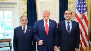 US Pakistan AMRAAM missiles