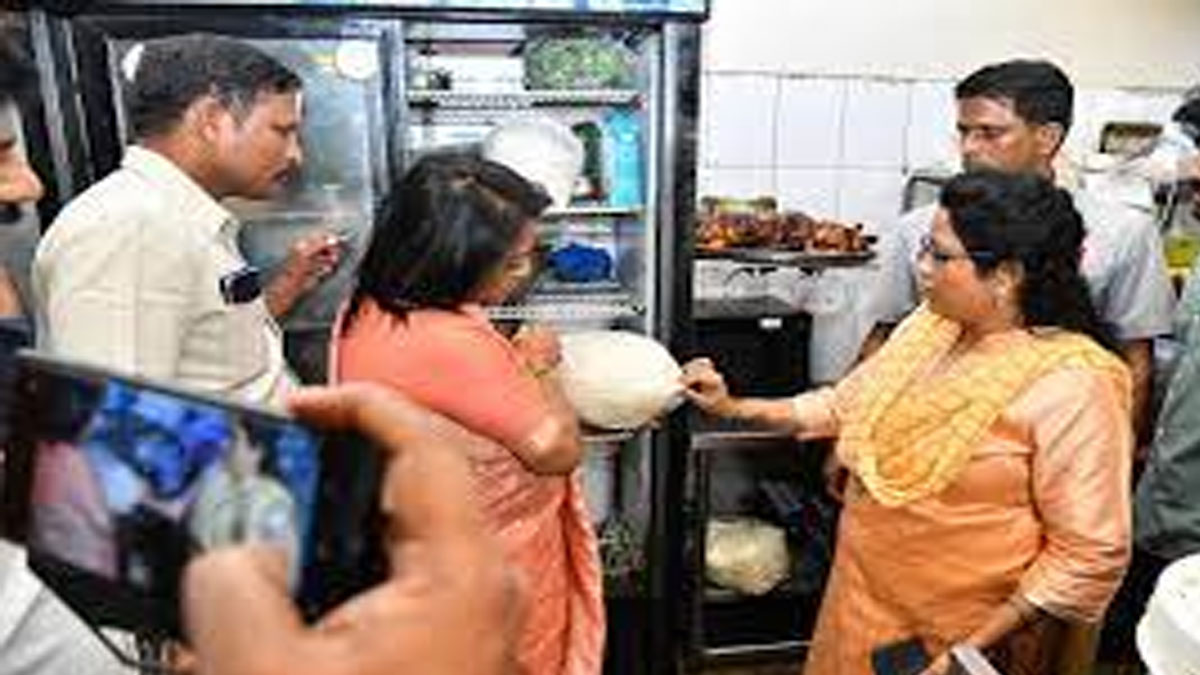 Authorities Crack Down on Diamond Harbour Restaurants, Seize Rotten Food and Banned Materials