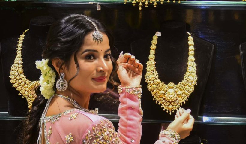 Gold's Rally Continues: Smart Investment or Risky Timing