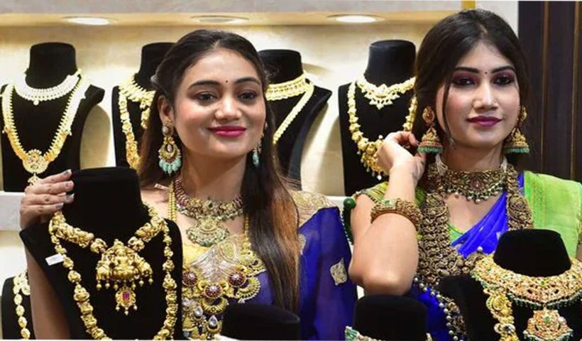 High Gold Prices Create Lucrative Path for Smugglers