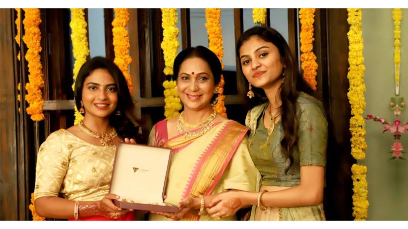 gold-price-shoots-up-2500-in-a-day-silver-breaks-1-5-lakh-ceiling