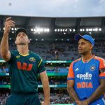 মেলবোর্নে টস ভাগ্য অসহায় সূর্যের, একাদশে ‘বিরাট’ চমক ভারতের!