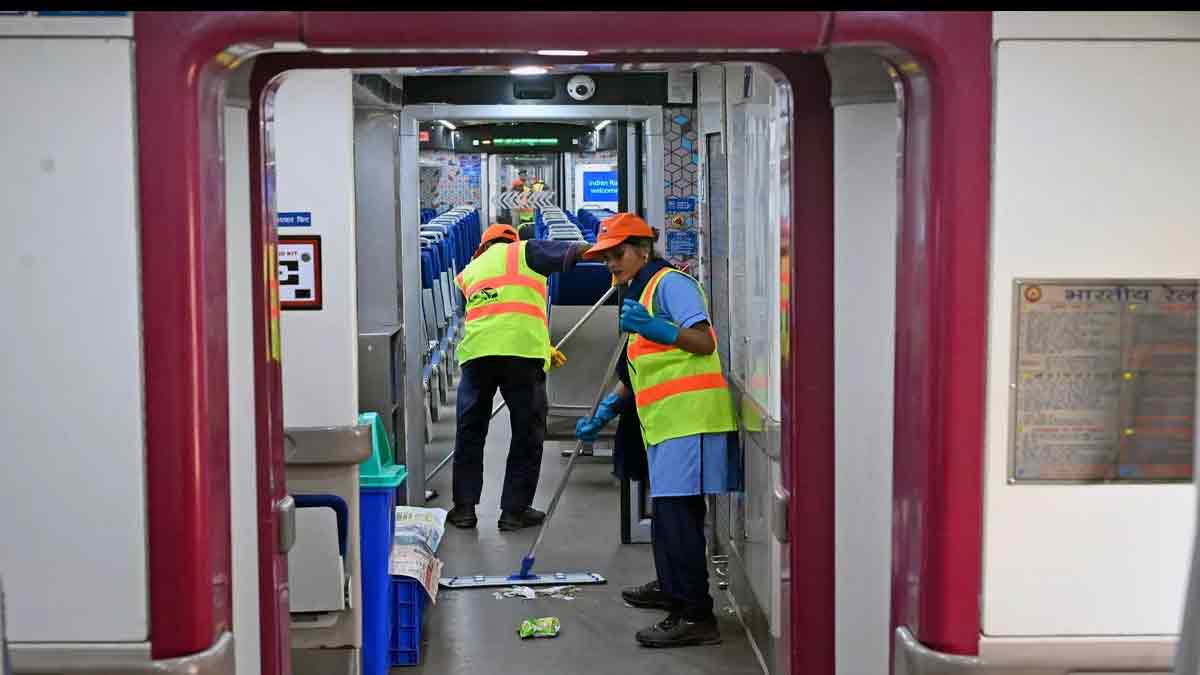 indian-railways-gutkha-stains-cleaning-cost