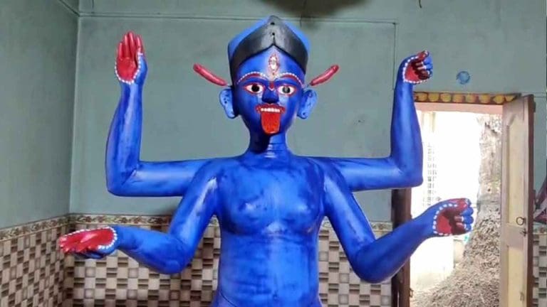 শোল মাছ পোড়ার ভোগেই মা কালীর তৃপ্তি