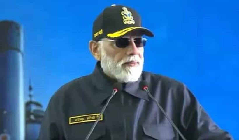 PM Modi INS Vikrant