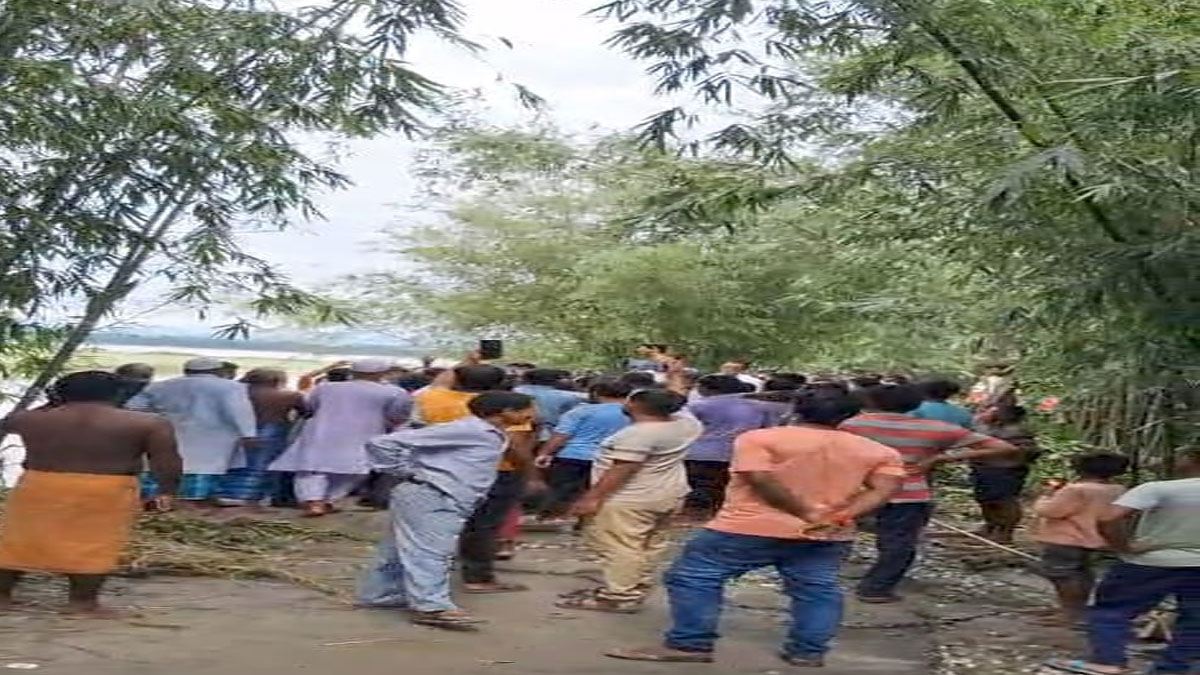 BJP MLA Baren Chandra Barman’s visit to flood-affected