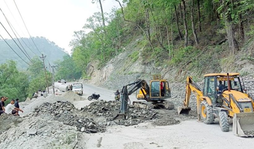 Major Disruption: NH-10 Closed for Four Days Due to Road Repair
